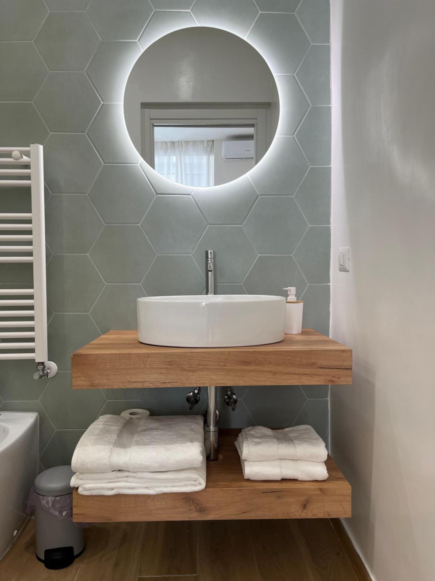 La Maison Appartement - A 200M Dal Porto Чивитавекия Екстериор снимка